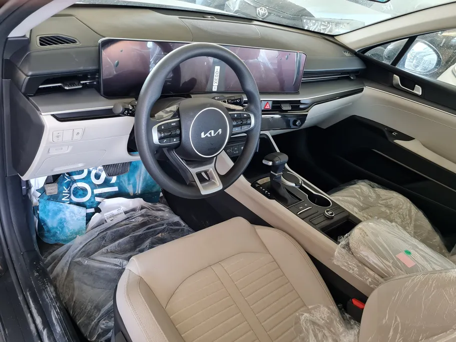كيا K5 LX2 2025 