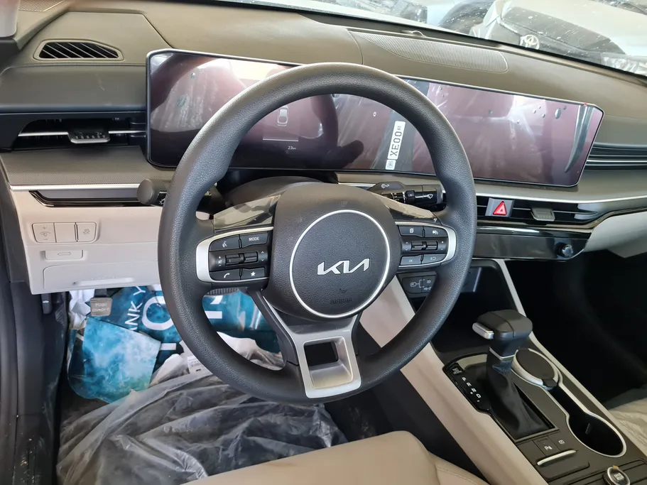 كيا K5 LX2 2025 