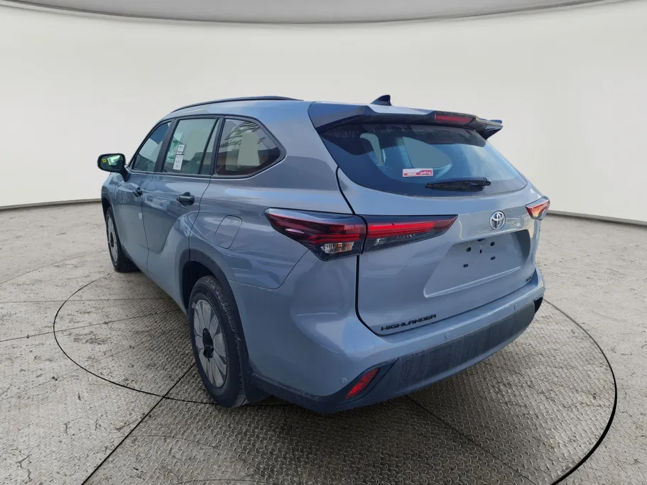 2025 Toyota Highlander GLE Black Edition	 