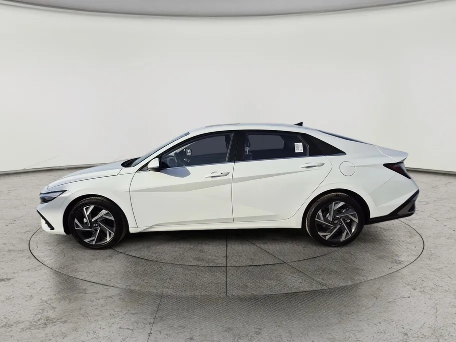 2025 Hyundai Elantra Comfort China 