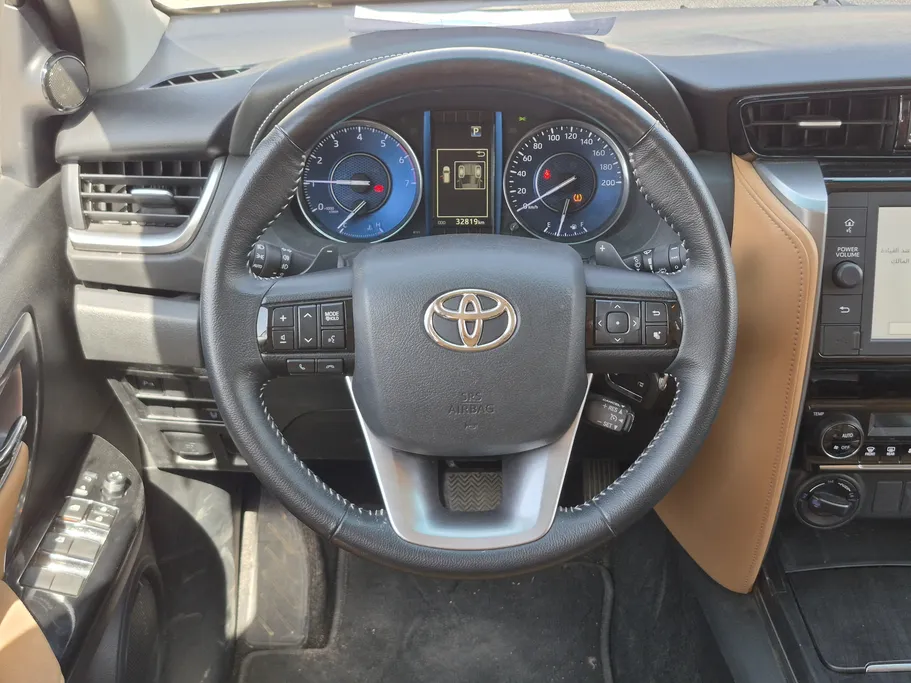 2023 Toyota Fortuner VX 