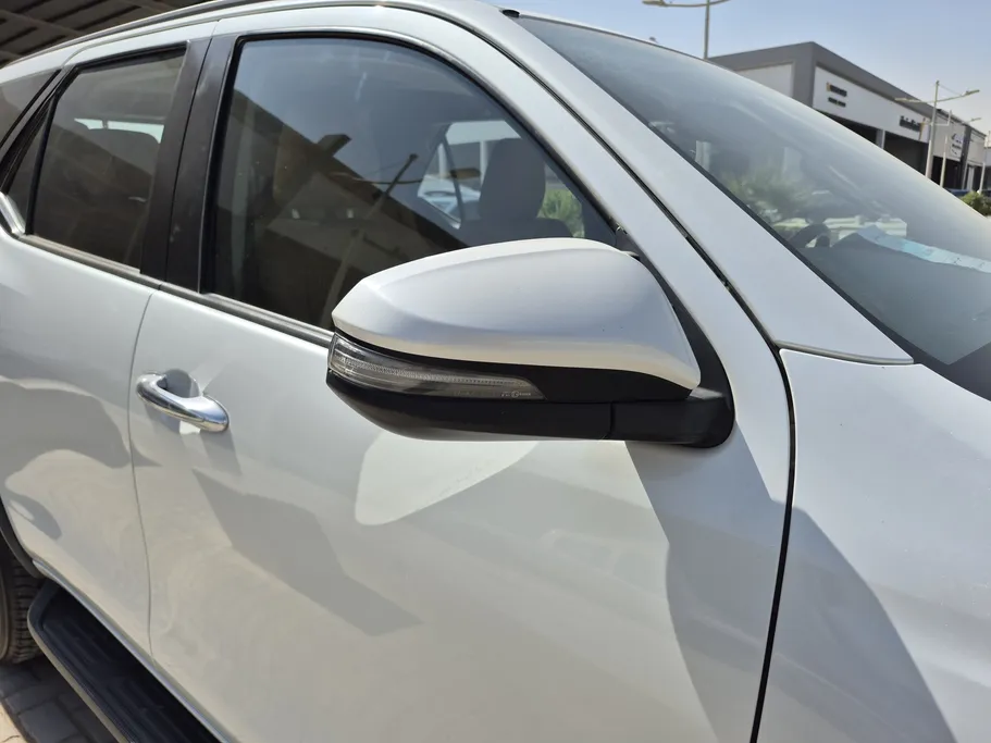 2023 Toyota Fortuner VX 