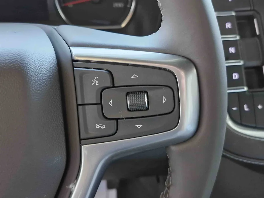 2024 Chevrolet Suburban LS 