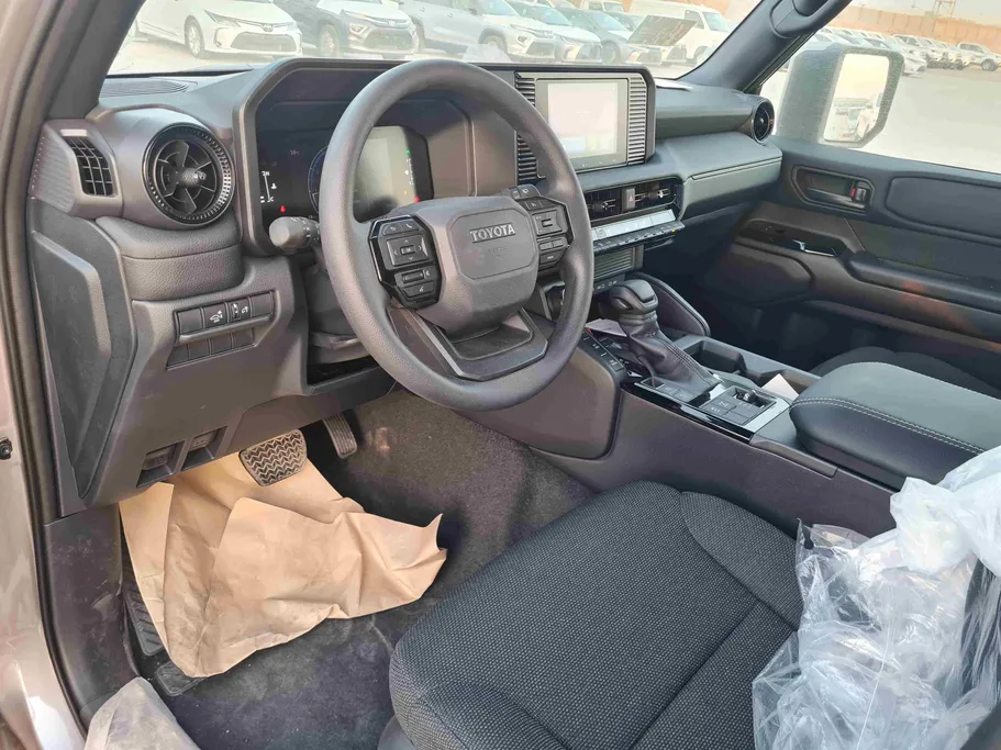 تويوتا برادو TXL1 2025 