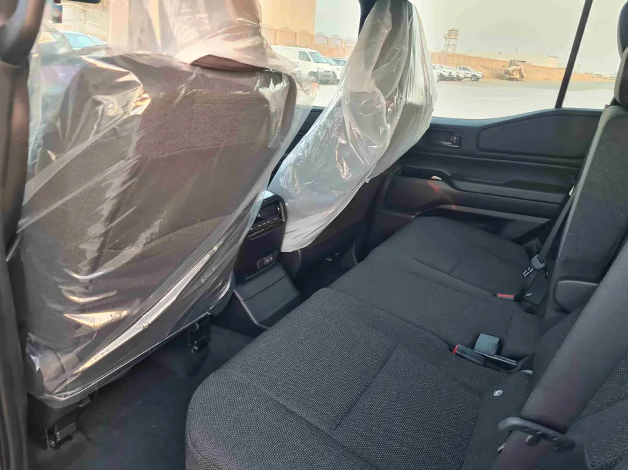 تويوتا برادو TXL1 2025 