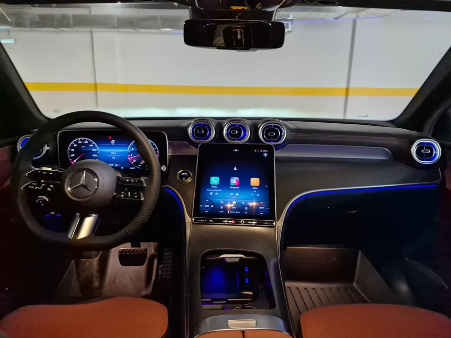 2025 Mercedes GLC 300 