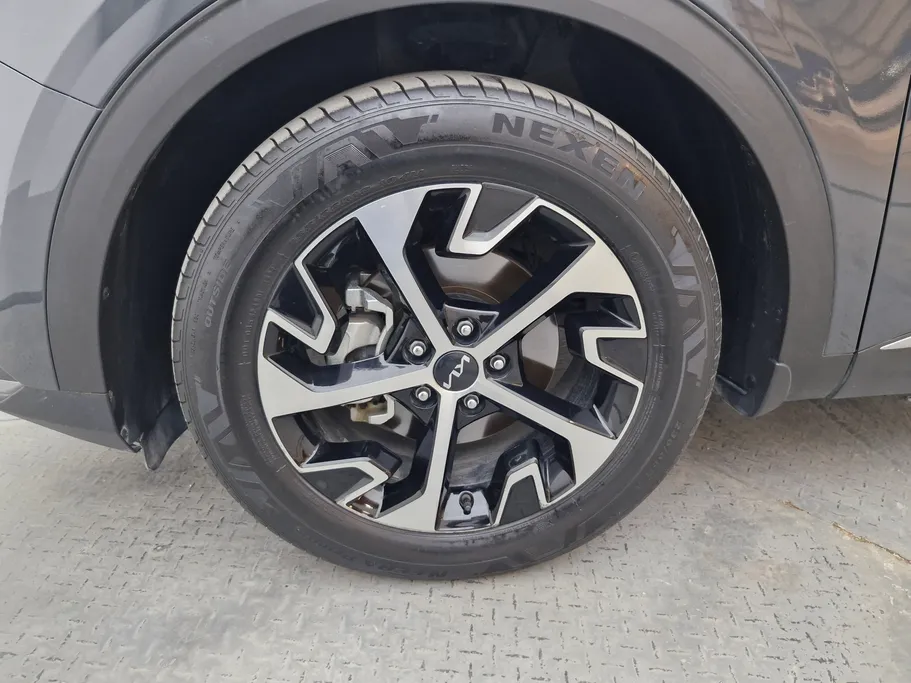 2023 Kia Sportage GLS 
