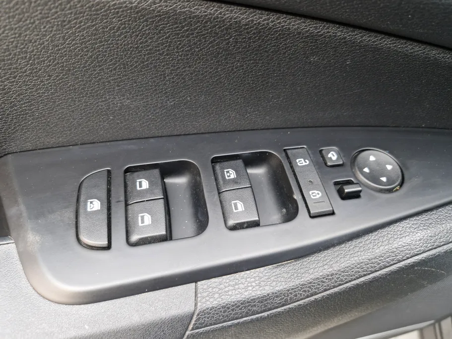 2023 Kia Sportage GLS 