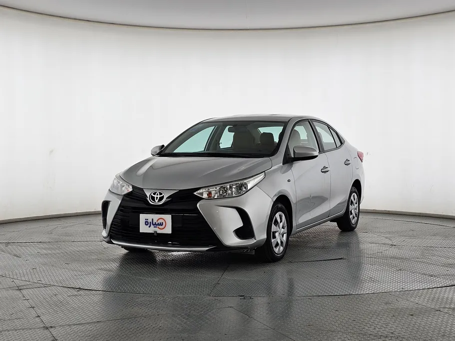 2021 Toyota Yaris  Y 