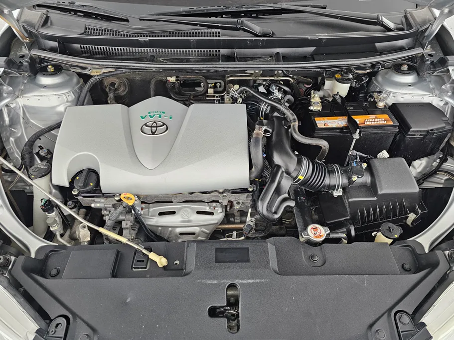 2021 Toyota Yaris  Y 