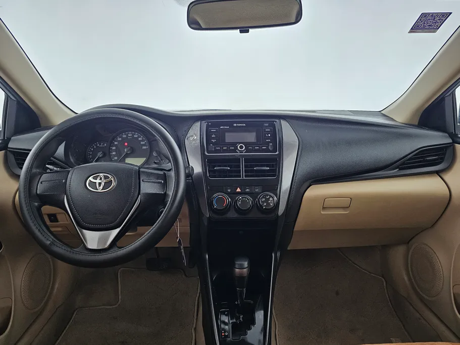 2021 Toyota Yaris  Y 