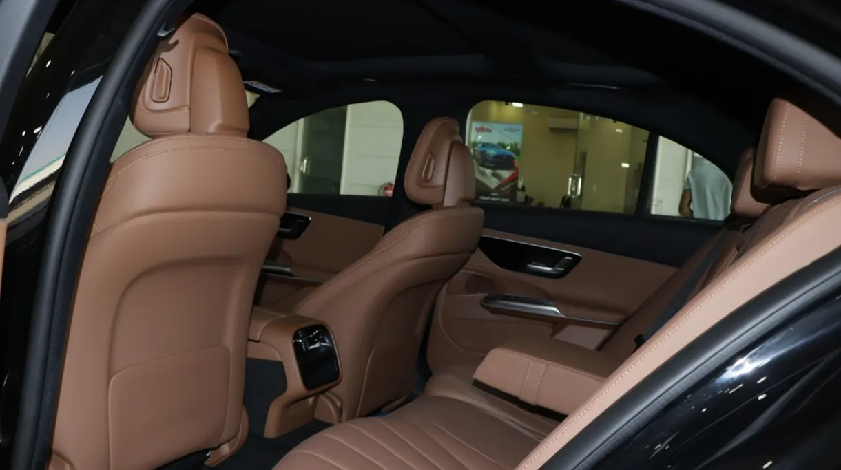 2025 Mercedes E 200 AMG 