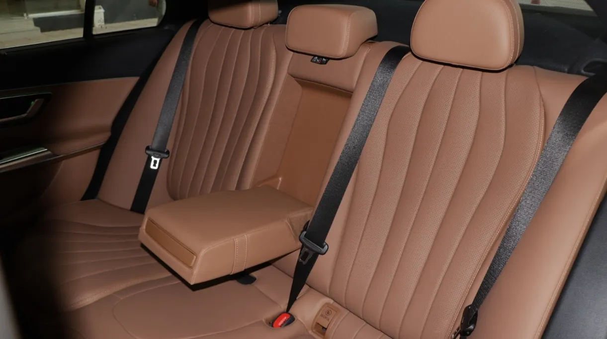 2025 Mercedes E 200 AMG 