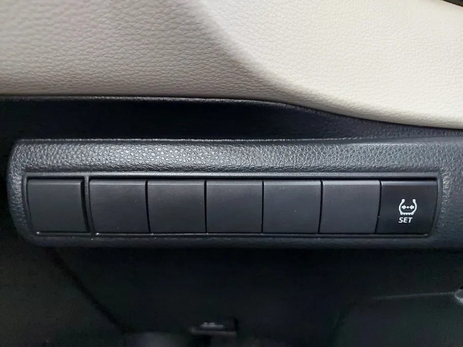 2023 Toyota Corolla XLI 