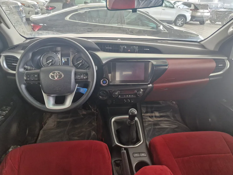 تويوتا هايلكس DC 4x4 Diesel 2024 