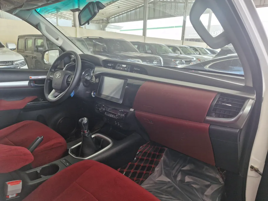 تويوتا هايلكس DC 4x4 Diesel 2024 