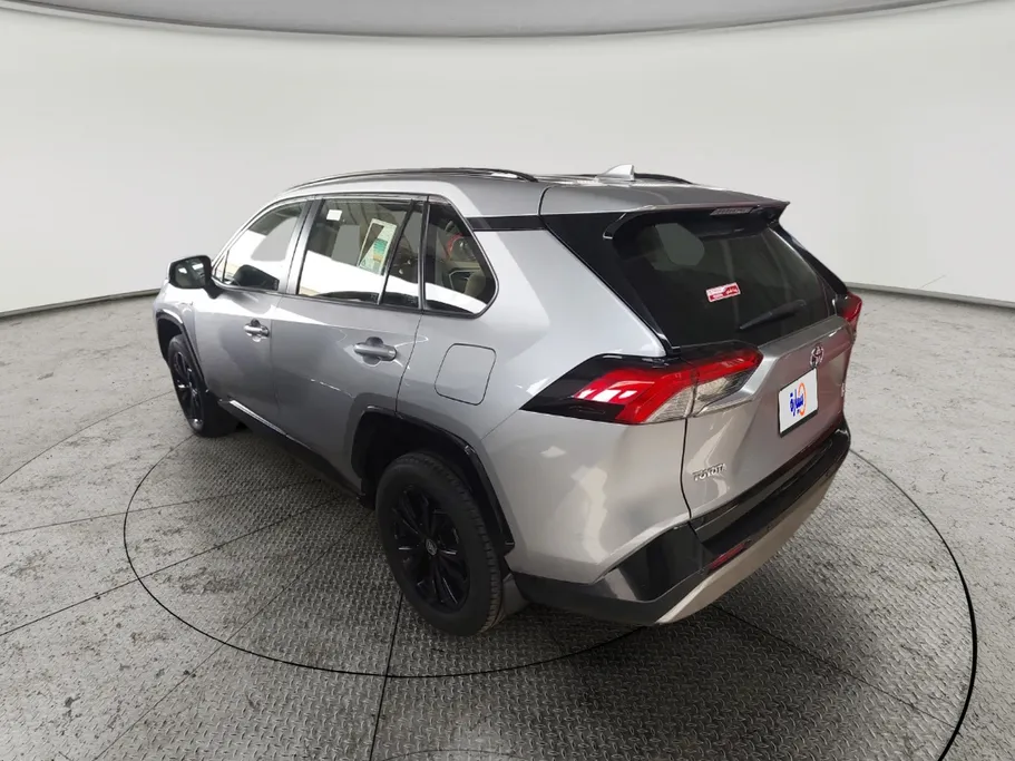 2023 Toyota RAV4 XLE HEV 