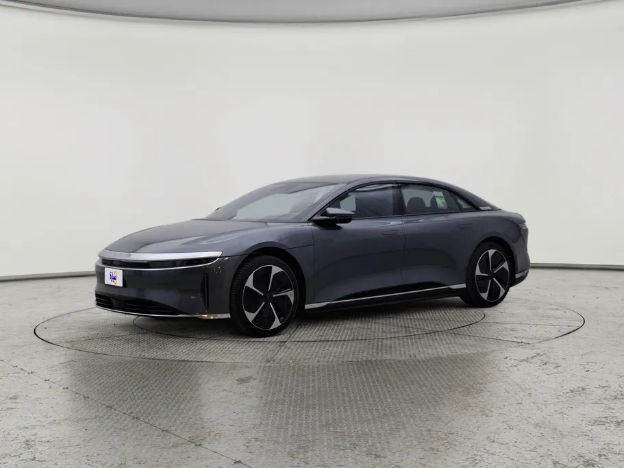 2025 Lucid Air Pure 