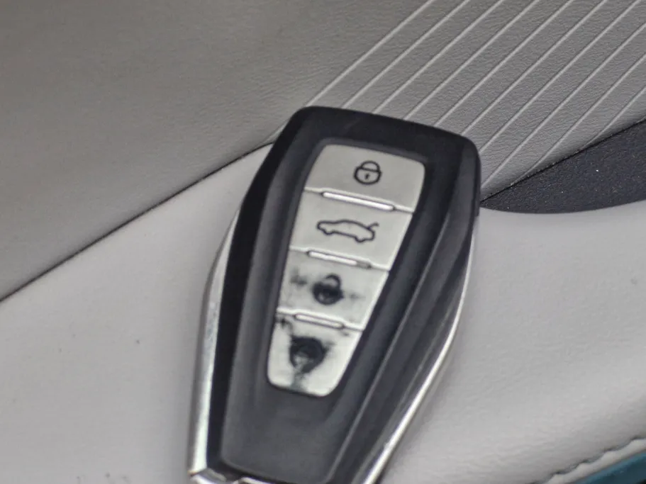 2025 Geely Emgrand GF 