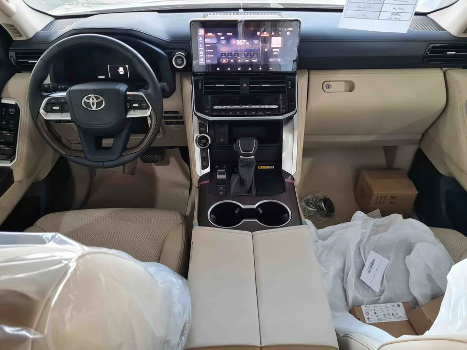 2025 Toyota Land Cruiser GXR4 DSL 