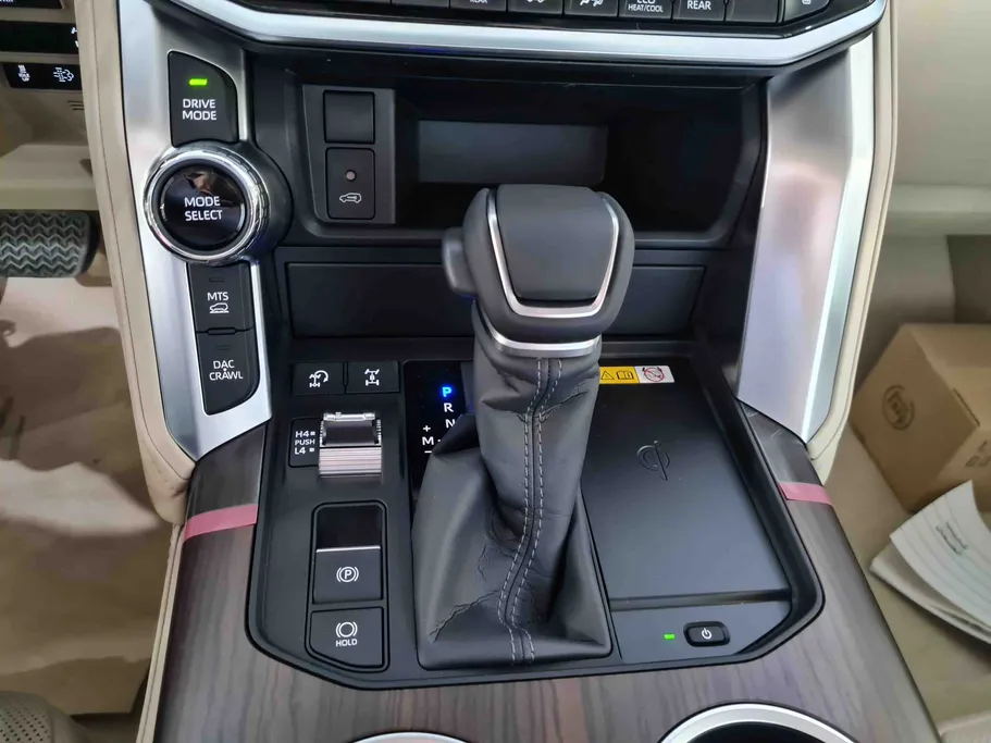 2025 Toyota Land Cruiser GXR4 DSL 