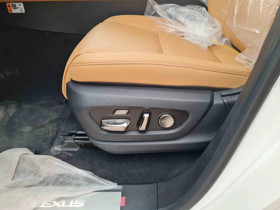 2025 Lexus LX 600 BB Elite 