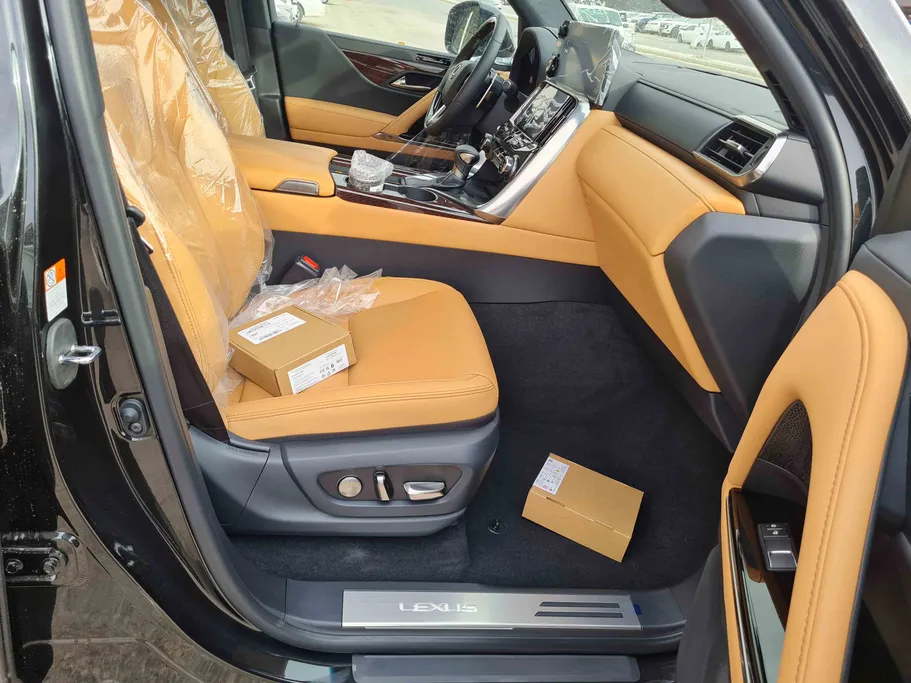 2025 Lexus LX 600 BB Elite 