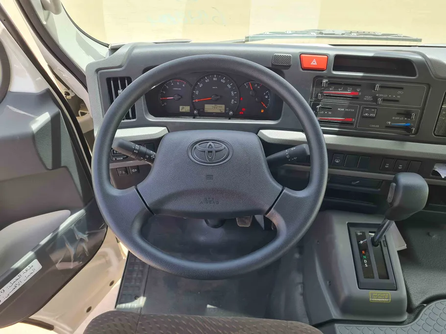 2025 Toyota Coaster DEISEL AT 