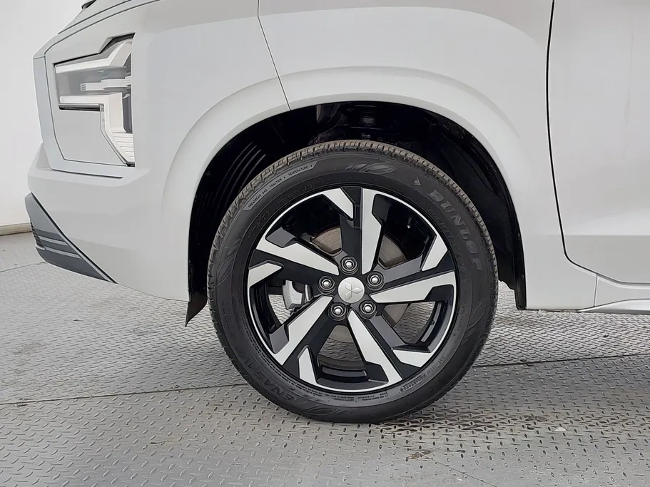 2024 Mitsubishi XPANDER HL 
