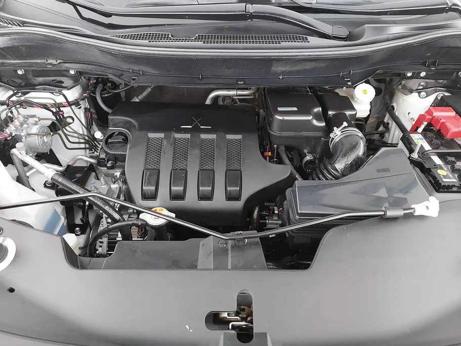 2024 Mitsubishi XPANDER HL 