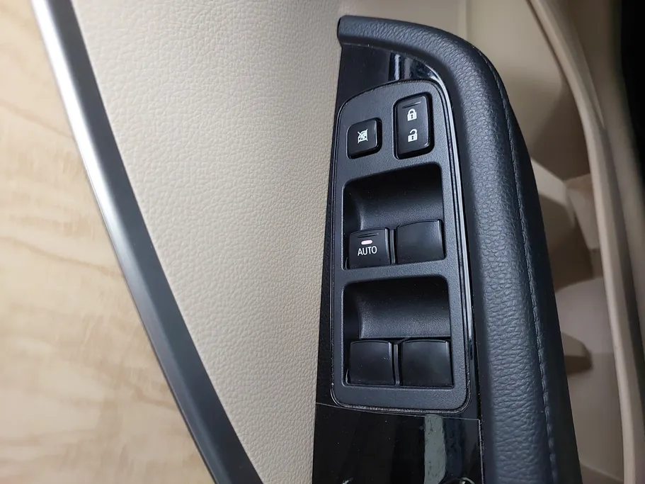 2024 Mitsubishi XPANDER HL 