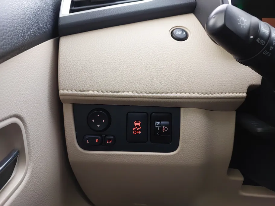 2024 Mitsubishi XPANDER HL 