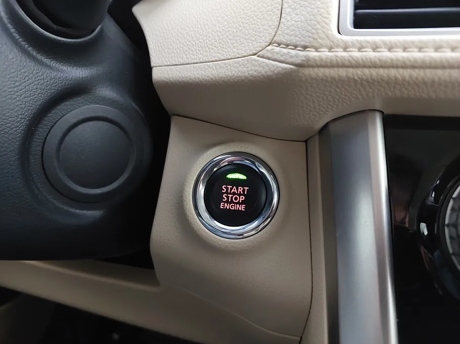 2024 Mitsubishi XPANDER HL 