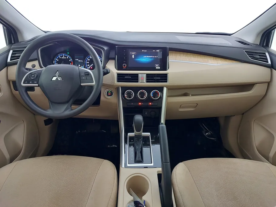 2024 Mitsubishi XPANDER HL 