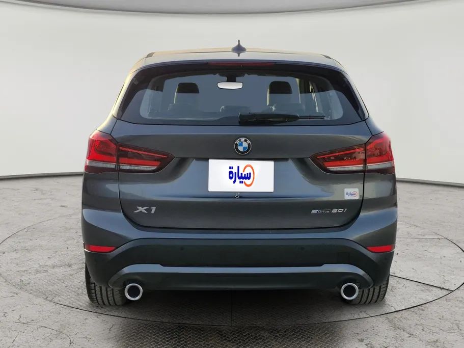 بي ام دبليو الفئة اكس 1 S Drive 20 i  2022 