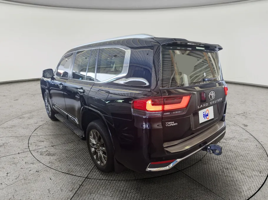 تويوتا لاندكروزر VXR 2023 
