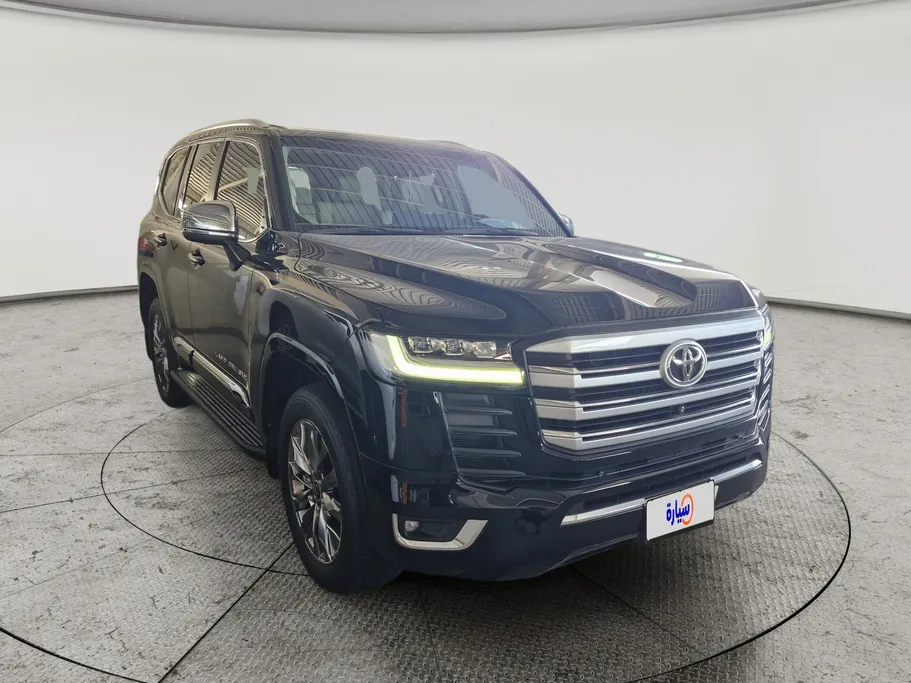 تويوتا لاندكروزر VXR 2023 