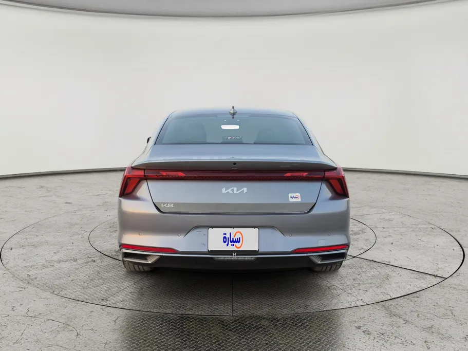 2023 Kia K8 LX 