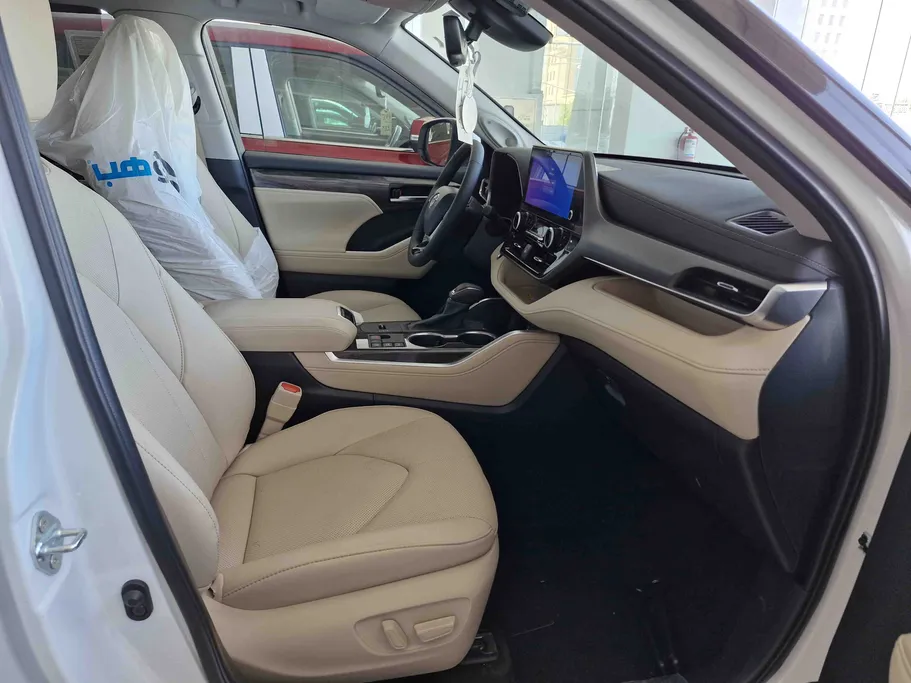 2025 Toyota Highlander Limited 