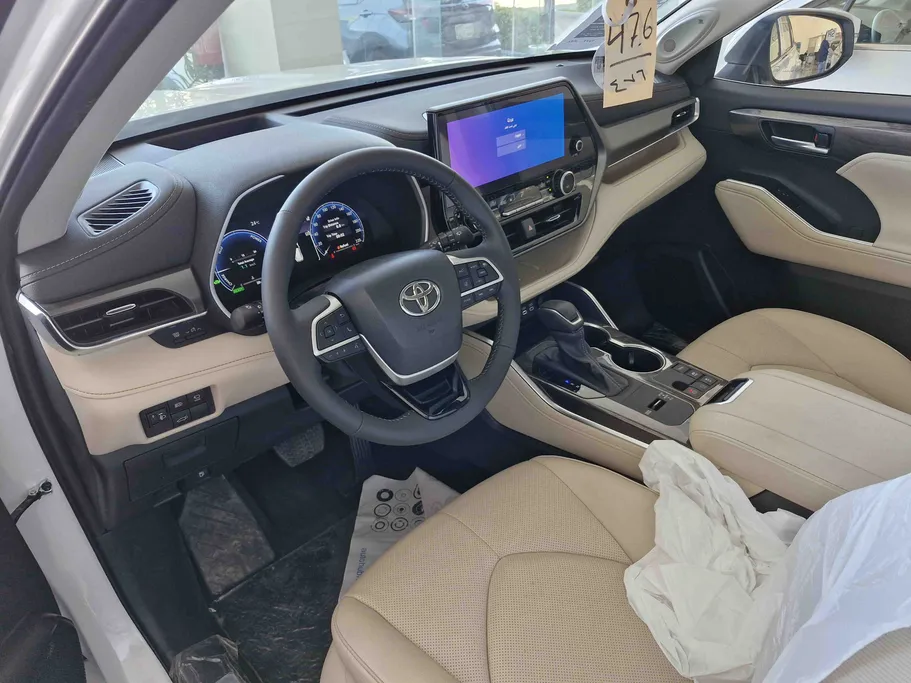 2025 Toyota Highlander Limited 