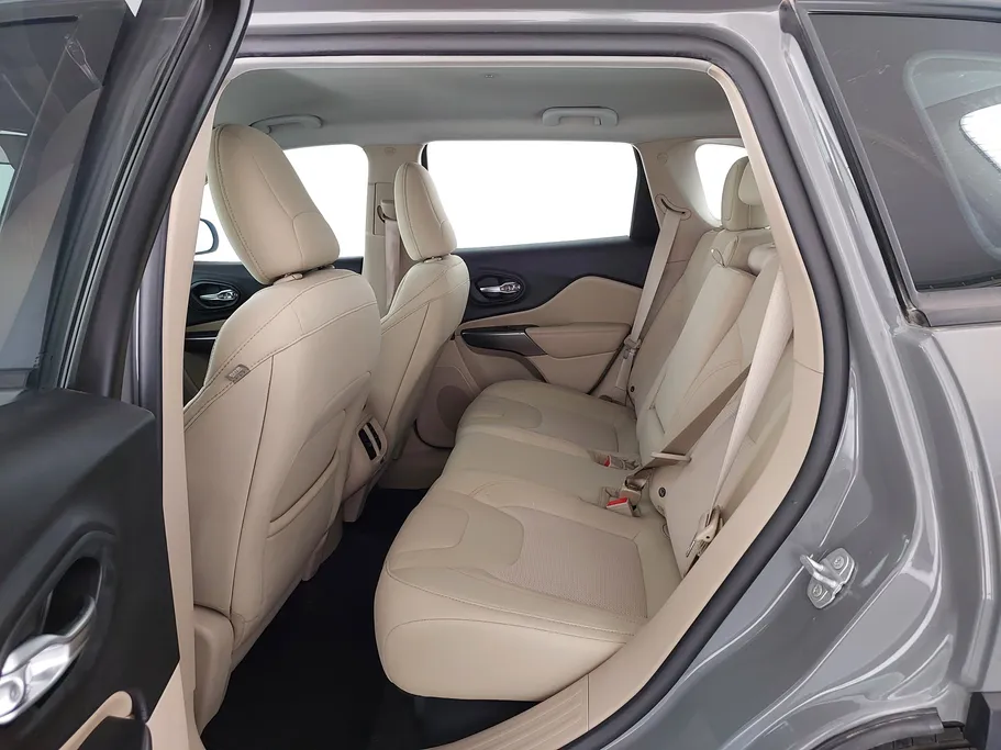 2020 Jeep Cherokee Sport 