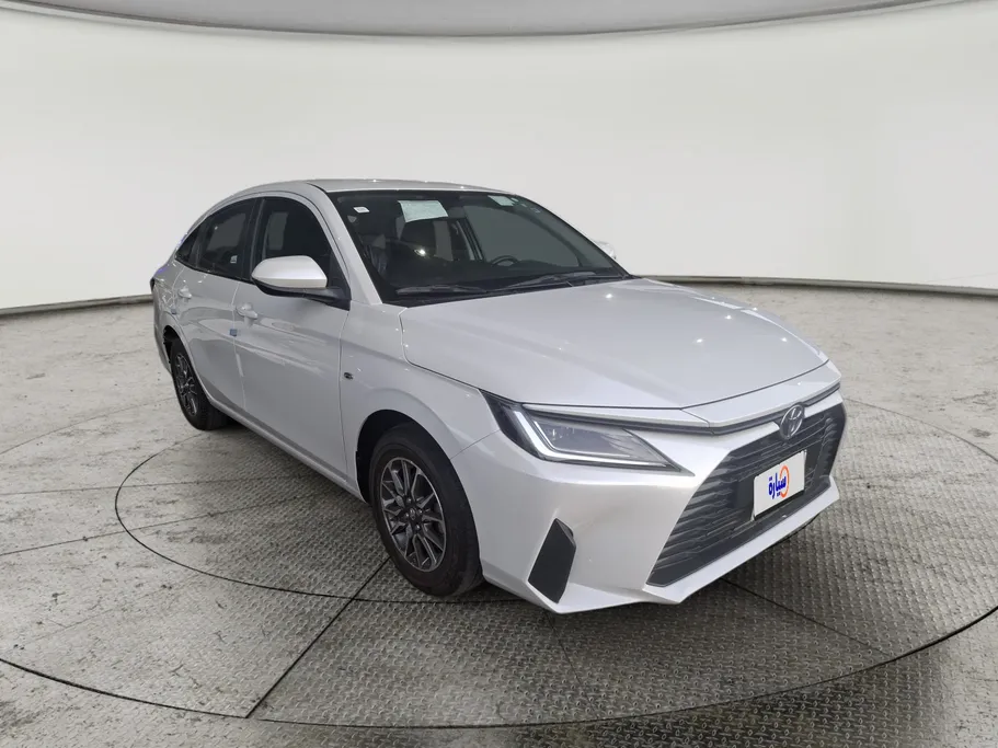 2024 Toyota Yaris  Y 