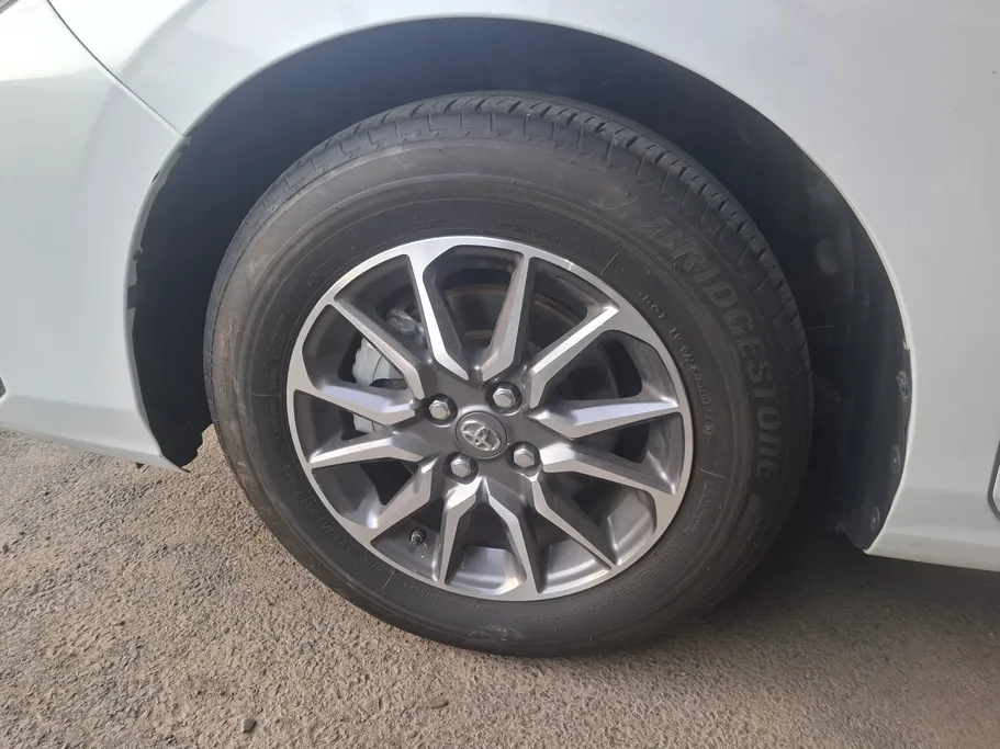 2024 Toyota Yaris  Y 