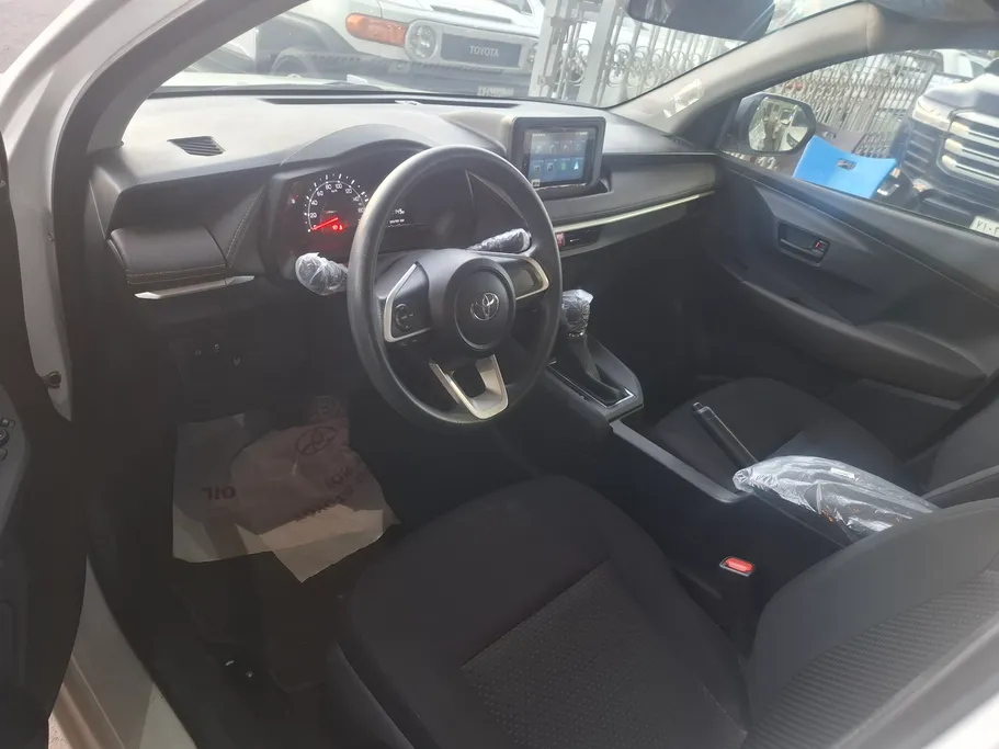 2024 Toyota Yaris  Y 