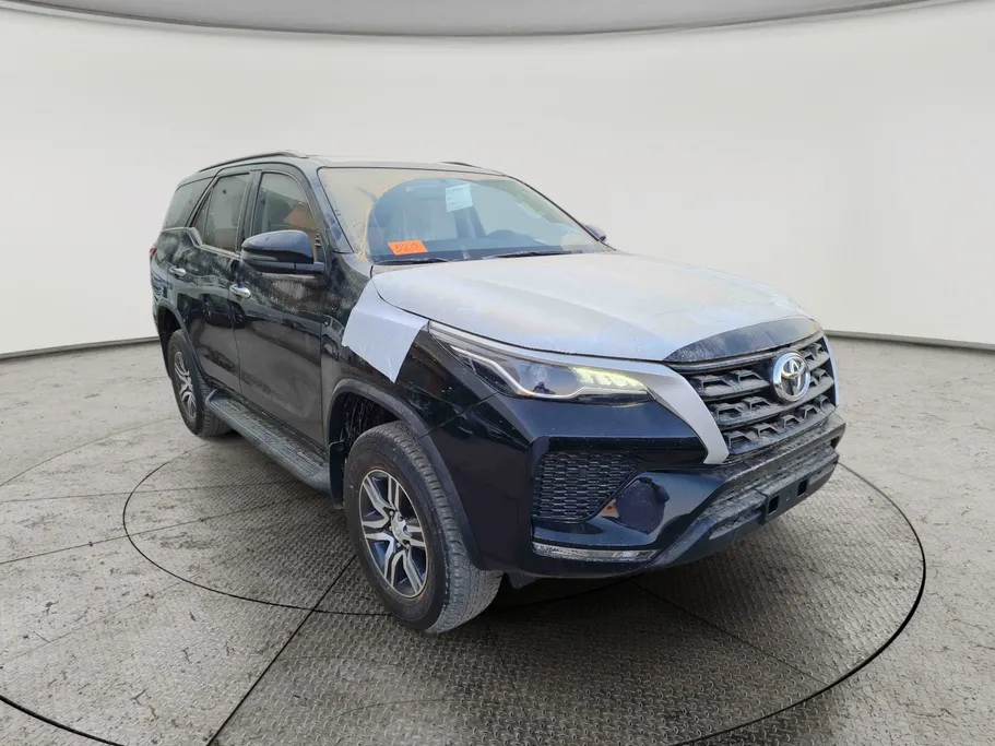 2025 Toyota Fortuner GX2 4x4 