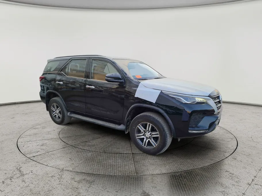 2025 Toyota Fortuner GX2 4x4 