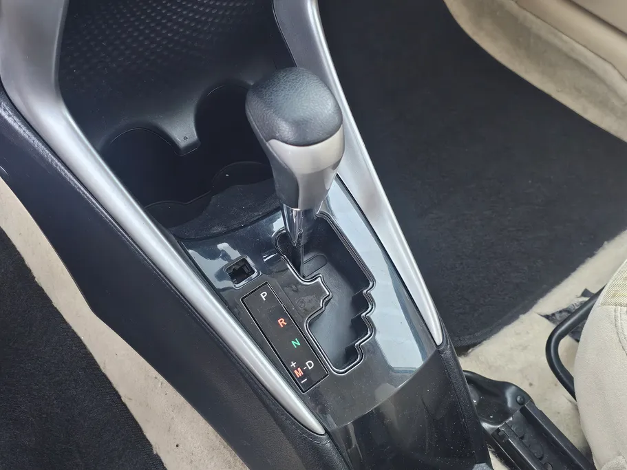 2020 Toyota Yaris  Y 