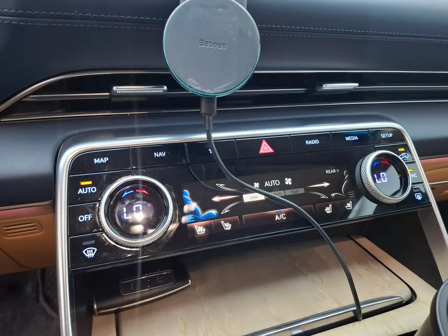 2023 Genesis GV80 Royal 