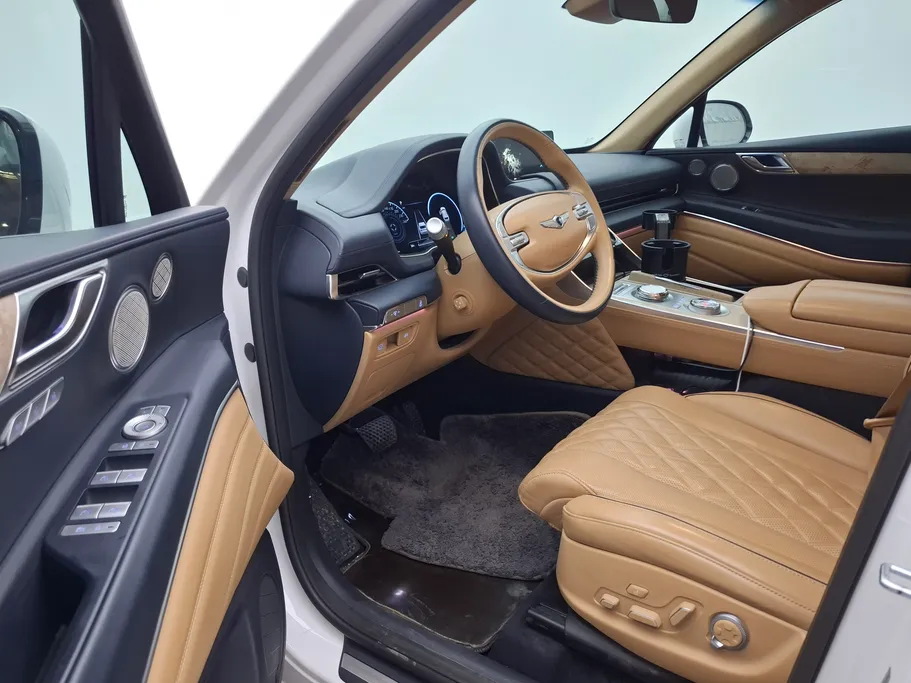 2023 Genesis GV80 Royal 