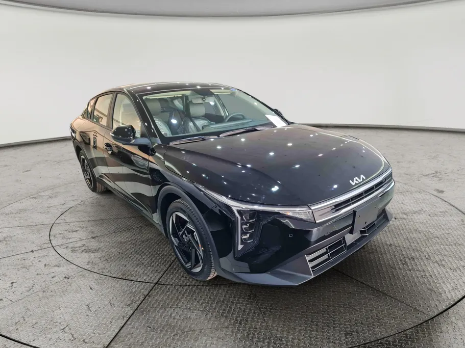 2026 Kia K4 GLS 